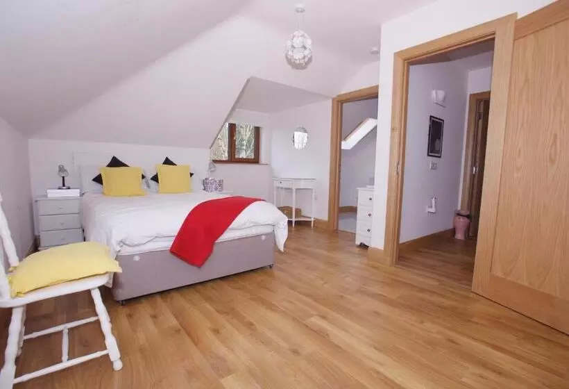 Woodview House Bed And Breakfast