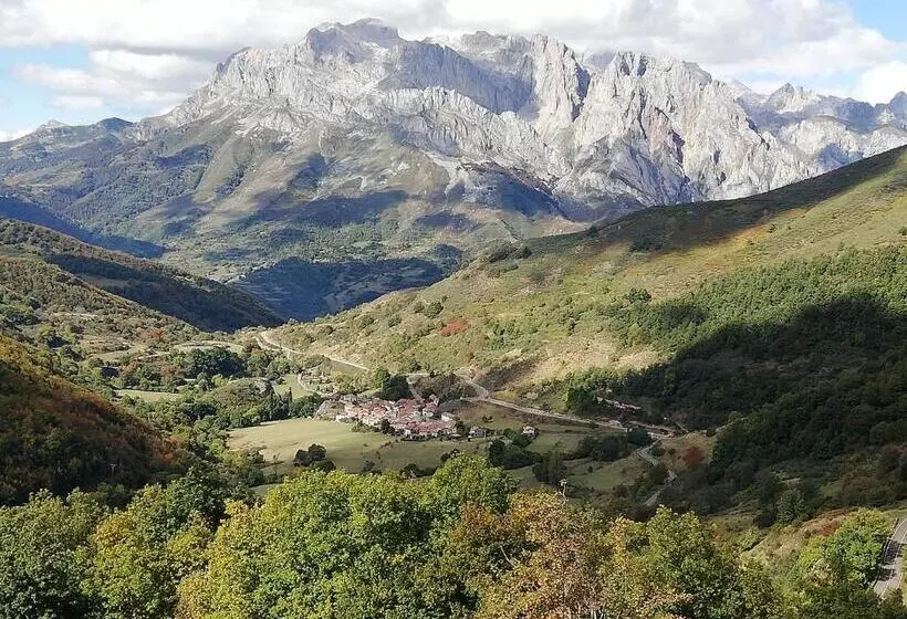 ユースホステル Refugio La Ardilla Real