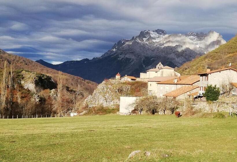 هاستل Refugio La Ardilla Real