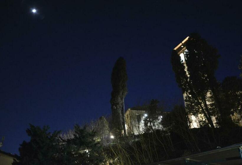 צימר Borgo Della Rocca