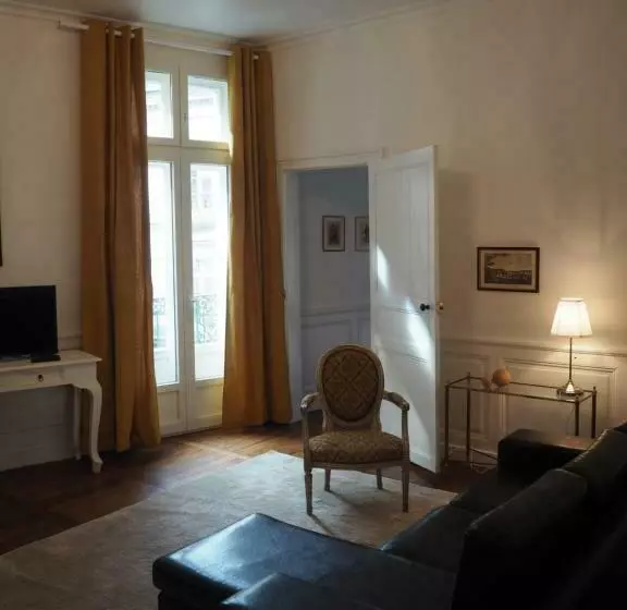 Aamiaismajoitus (B&B) Le Quatre