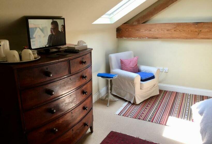 ベッドアンドブレックファースト Mulberry Barn