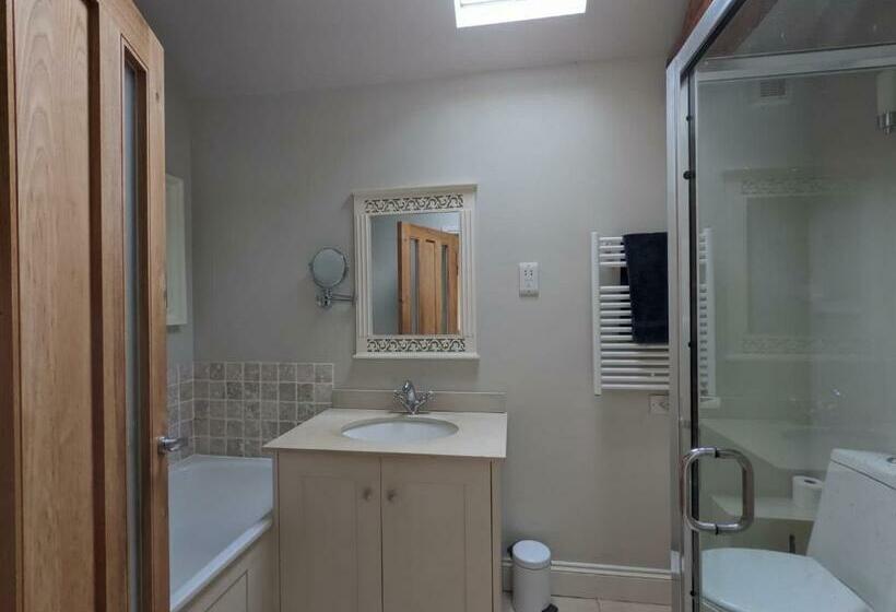 ベッドアンドブレックファースト Mulberry Barn