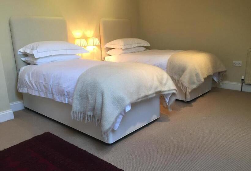 ベッドアンドブレックファースト Mulberry Barn