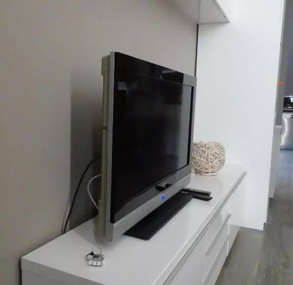 تختخواب و صبحانه Suite 11