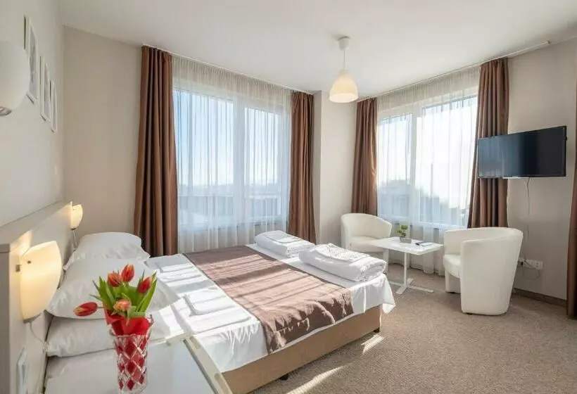 Blue Label Apart House