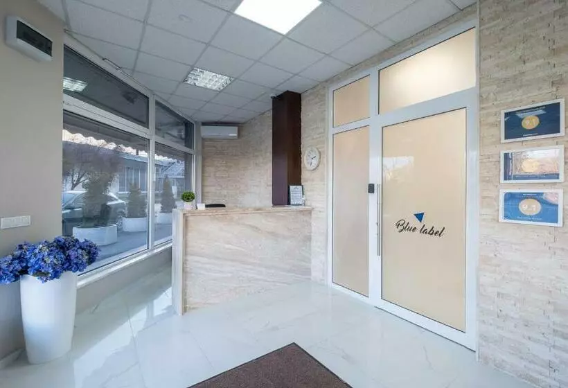 Blue Label Apart House