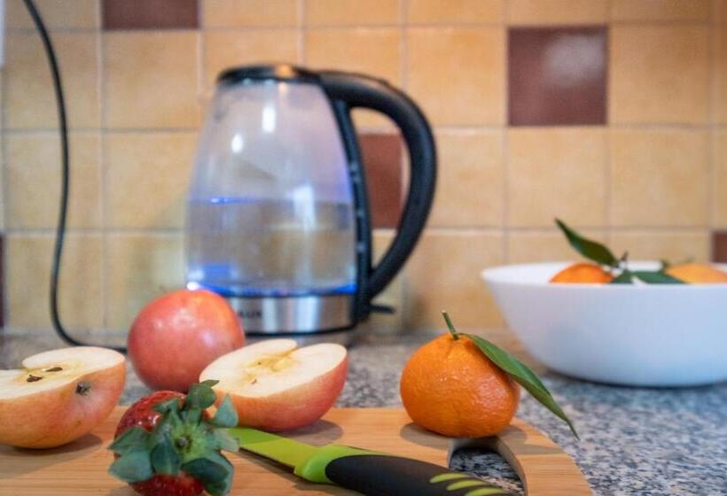 Blue Label Apart House