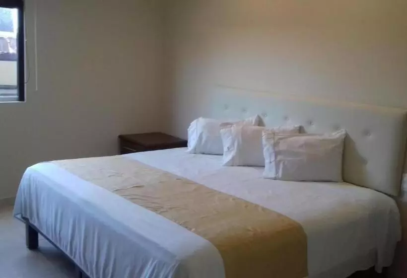 ホテル Del Viajero