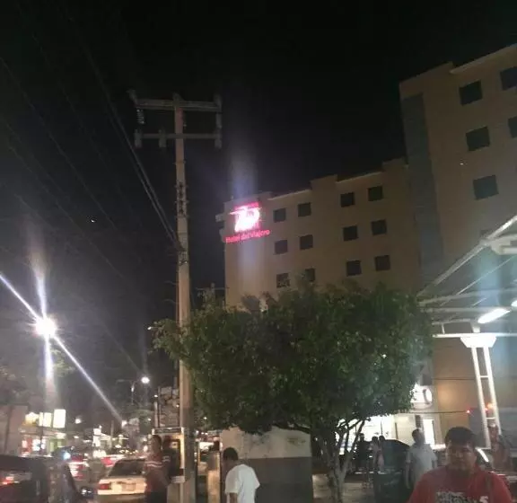 ホテル Del Viajero