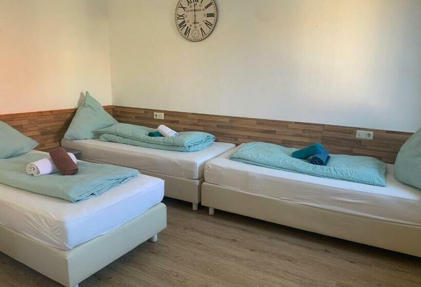 Отель & Hostel Albstadt