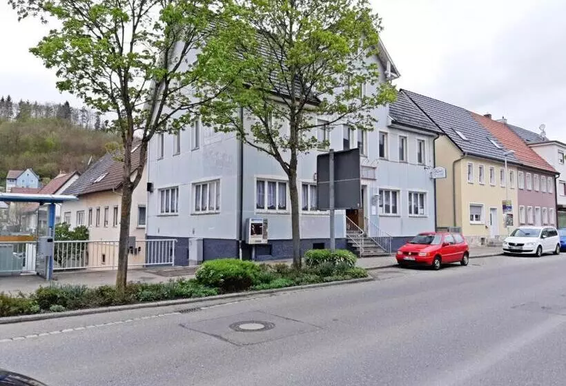 ホテル & Hostel Albstadt