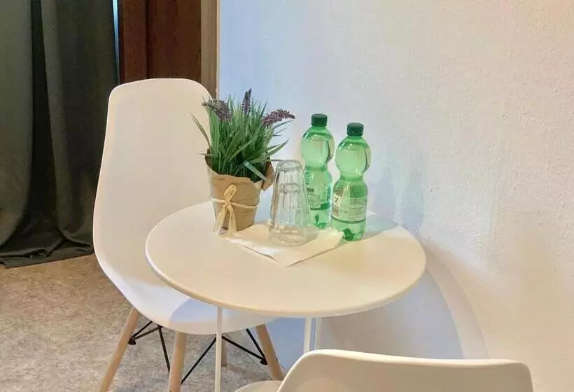 ホテル & Hostel Albstadt