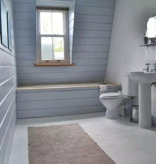 Majatalo 8a Spring Gardens