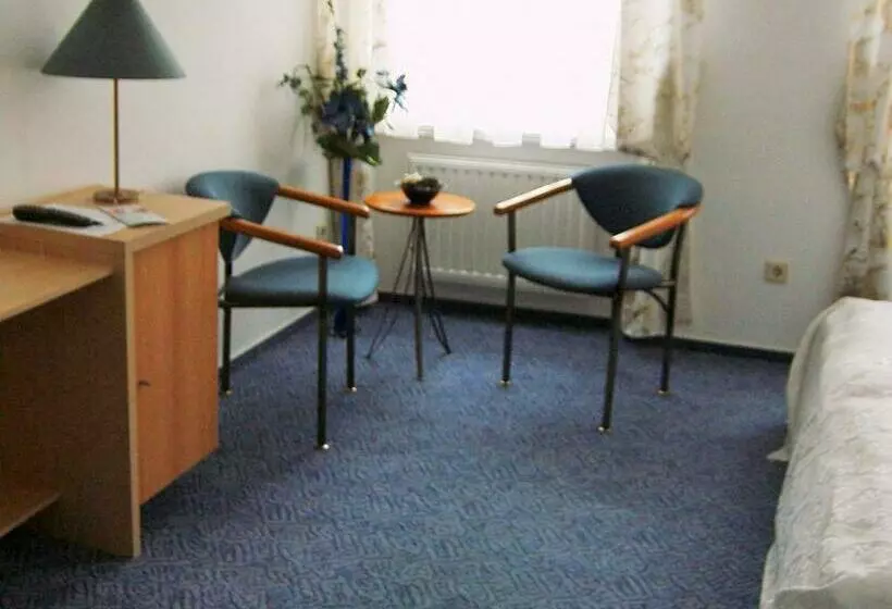 Majatalo Gaestehaus Rehbein