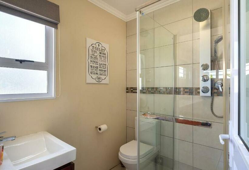 بنسيون Pro Moni S Guesthouse