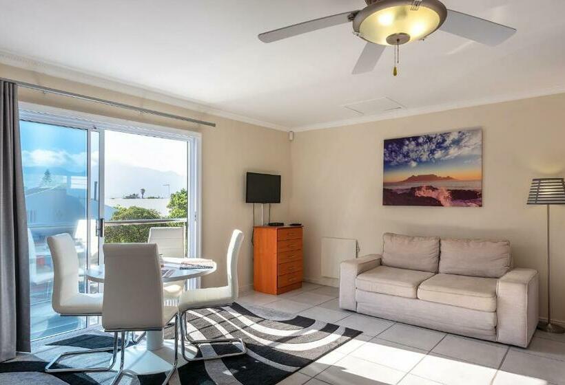 بنسيون Pro Moni S Guesthouse