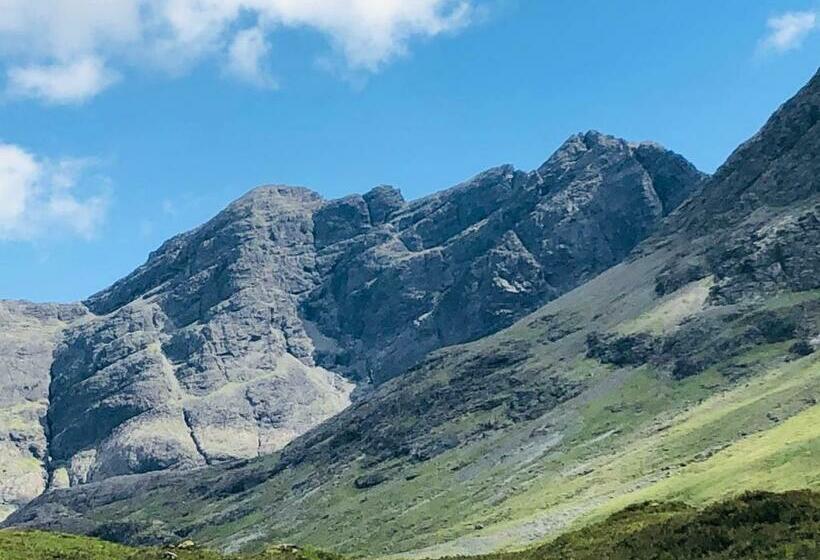 Bed and Breakfast Tor View