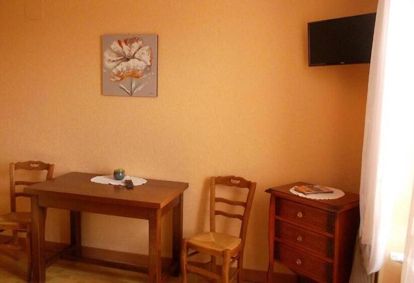 住宿加早餐  Armalou