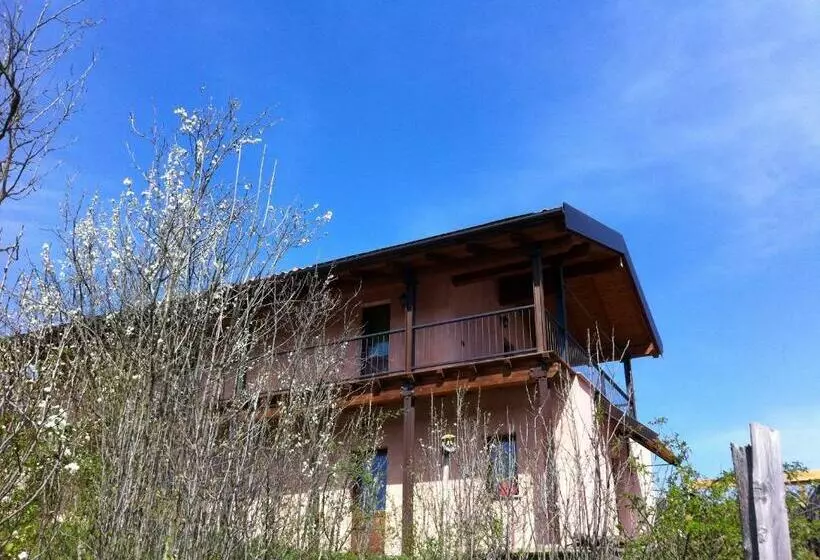 Aamiaismajoitus (B&B) La Volpe E La Luna