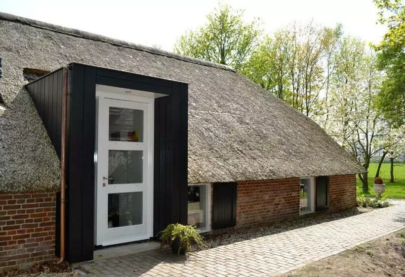 Aamiaismajoitus (B&B) Op De Kuyerlatten