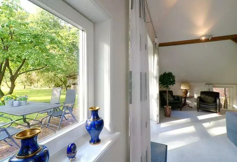 Aamiaismajoitus (B&B) Op De Kuyerlatten