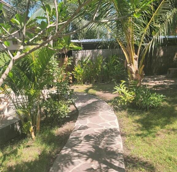 Szálloda Gili Matiki