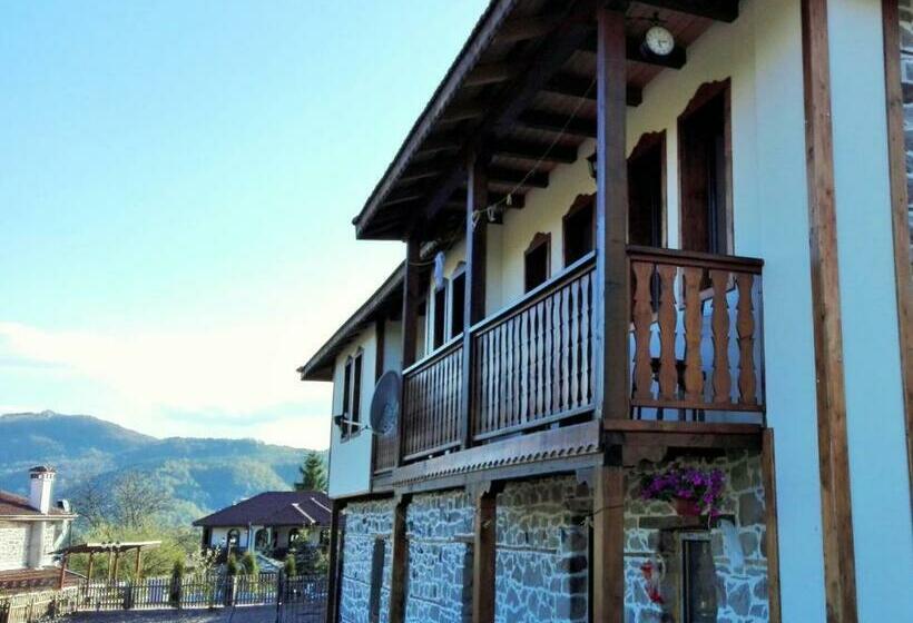 פנסיון Semana Guesthouse