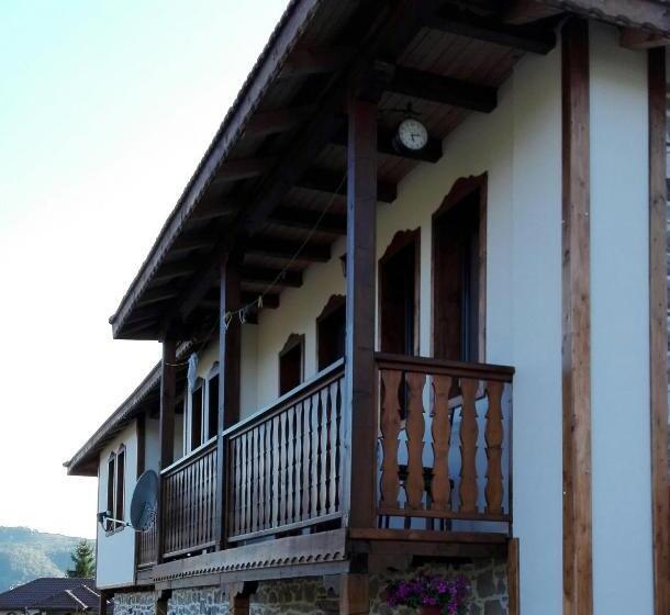 פנסיון Semana Guesthouse