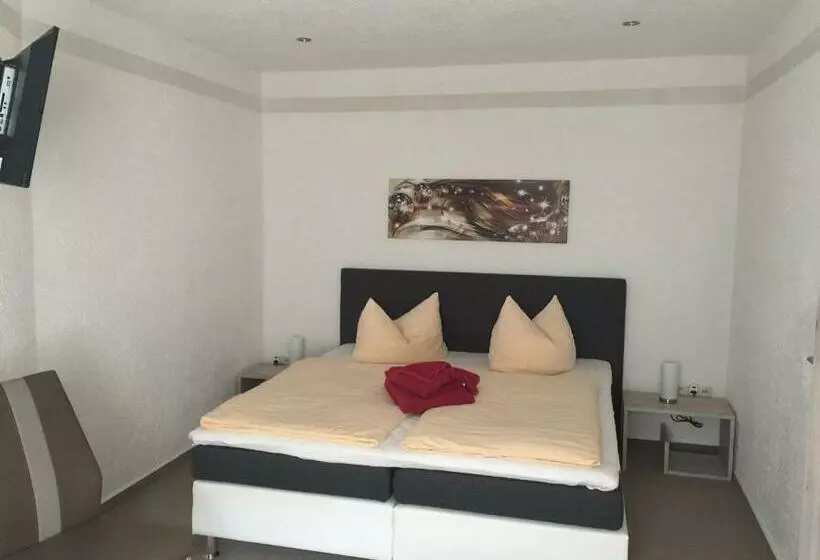 Pension & Gasthof Storchennest