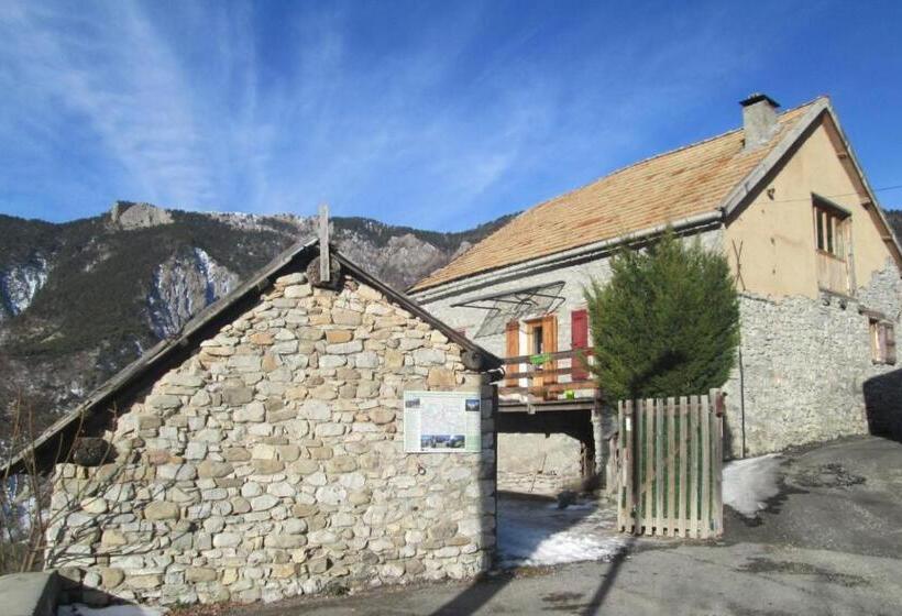 Bed and Breakfast Au Bout De La Route