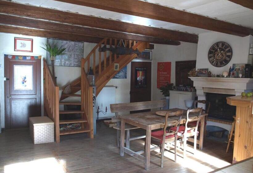 Bed and Breakfast Au Bout De La Route