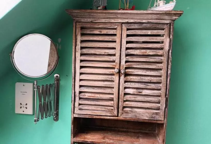 Aamiaismajoitus (B&B) Chez Jo Apartments