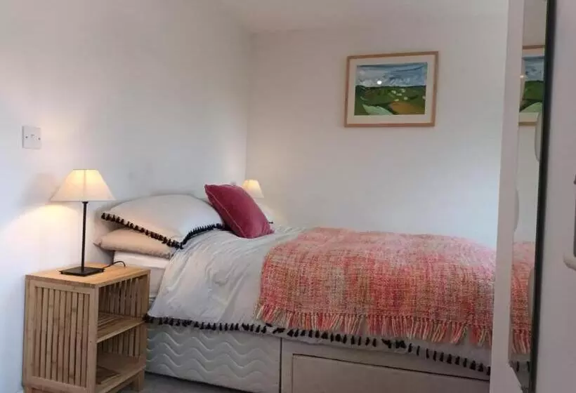 Aamiaismajoitus (B&B) Chez Jo Apartments