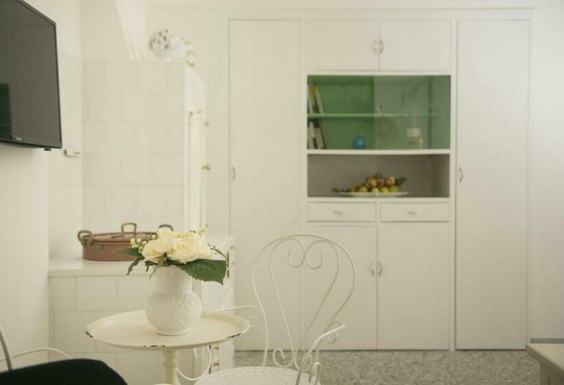 Aamiaismajoitus (B&B) Dimora Cappuccini Guest House