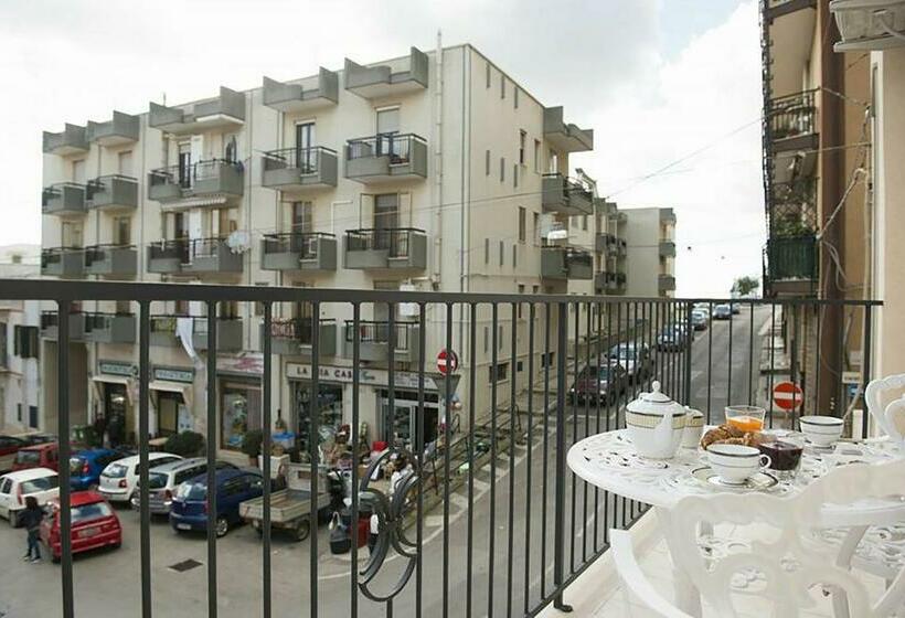 Aamiaismajoitus (B&B) Dimora Cappuccini Guest House