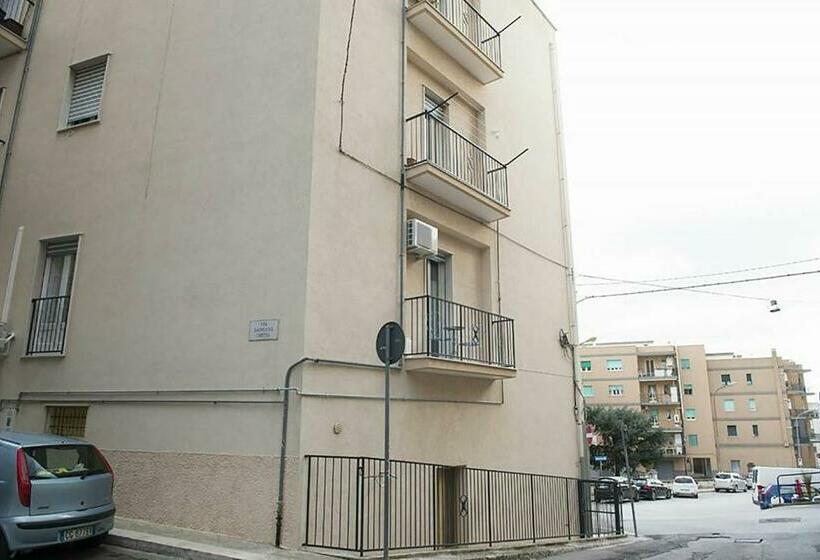 Aamiaismajoitus (B&B) Dimora Cappuccini Guest House