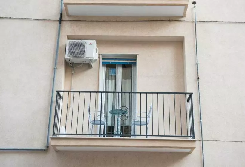 Aamiaismajoitus (B&B) Dimora Cappuccini Guest House