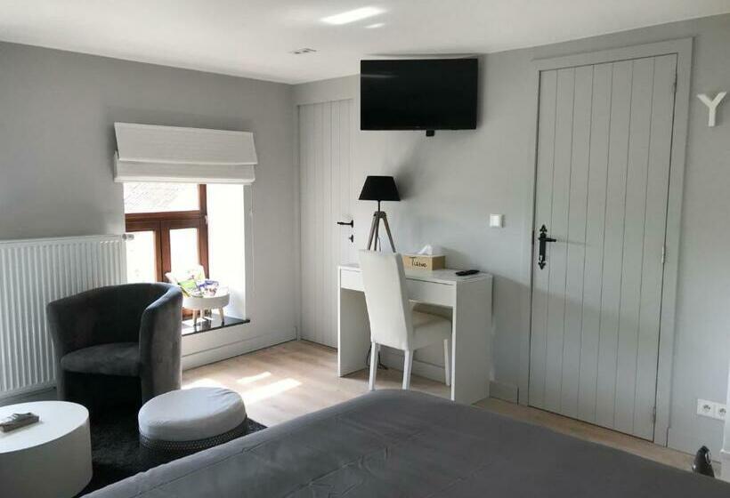 민박 La Maison En Pierre