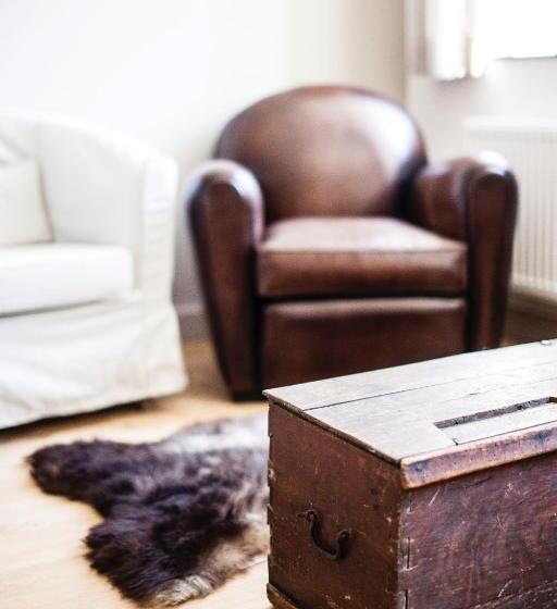 민박 La Maison En Pierre