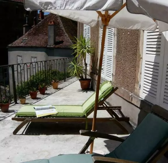 Aamiaismajoitus (B&B) La Maison Févret