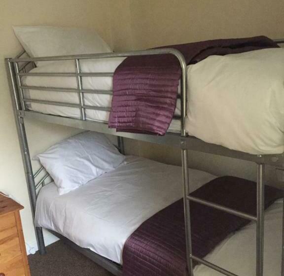 住宿加早餐 O Loughlin S Bar