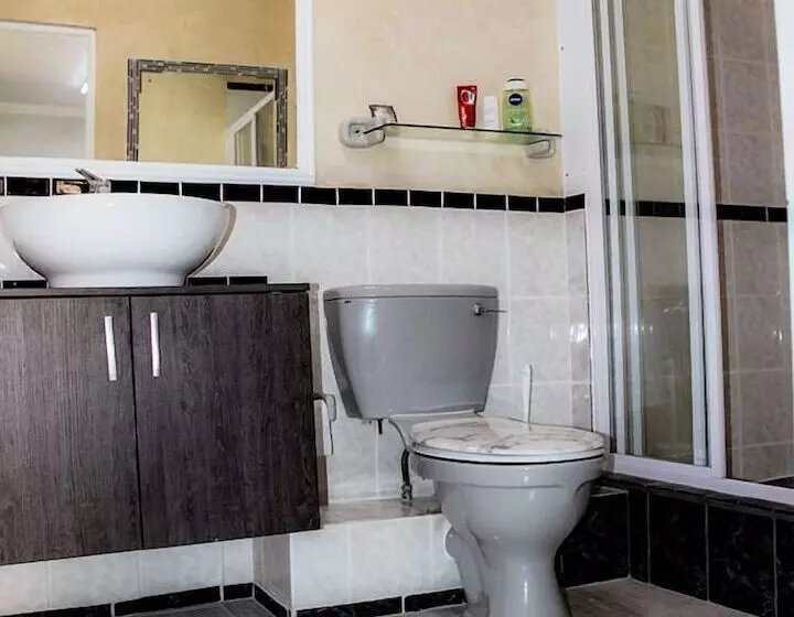 Aamiaismajoitus (B&B) The Magic Manor