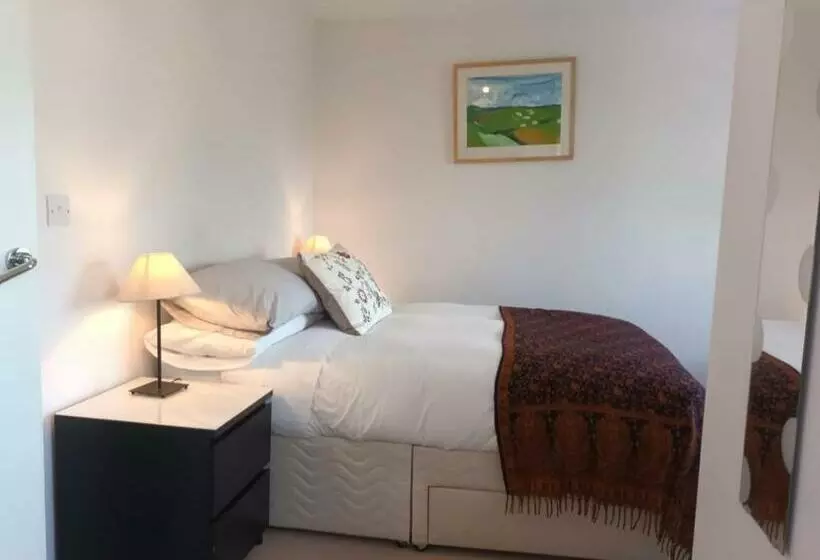 Aamiaismajoitus (B&B) Chez Jo Apartments