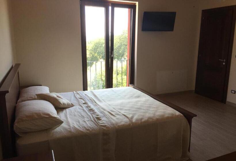 فندق Antico Borgo Rinaldi