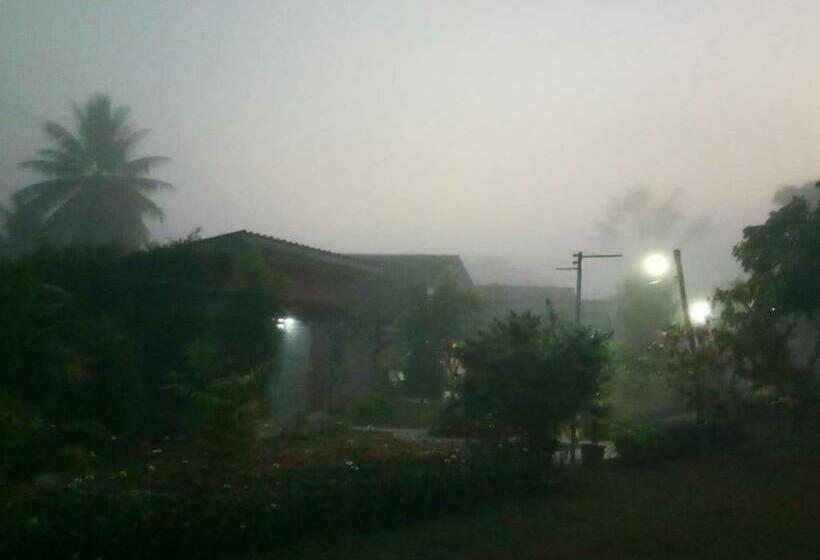 Pensión Ban Suan Sukjai Mae Sariang