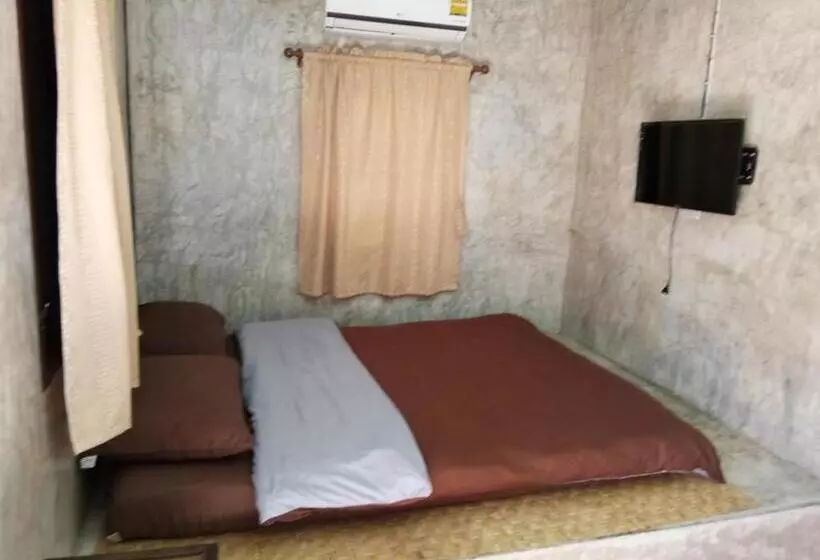 ペンション Ban Suan Sukjai Mae Sariang