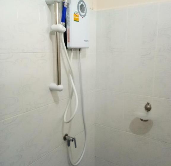 Pensión Ban Suan Sukjai Mae Sariang