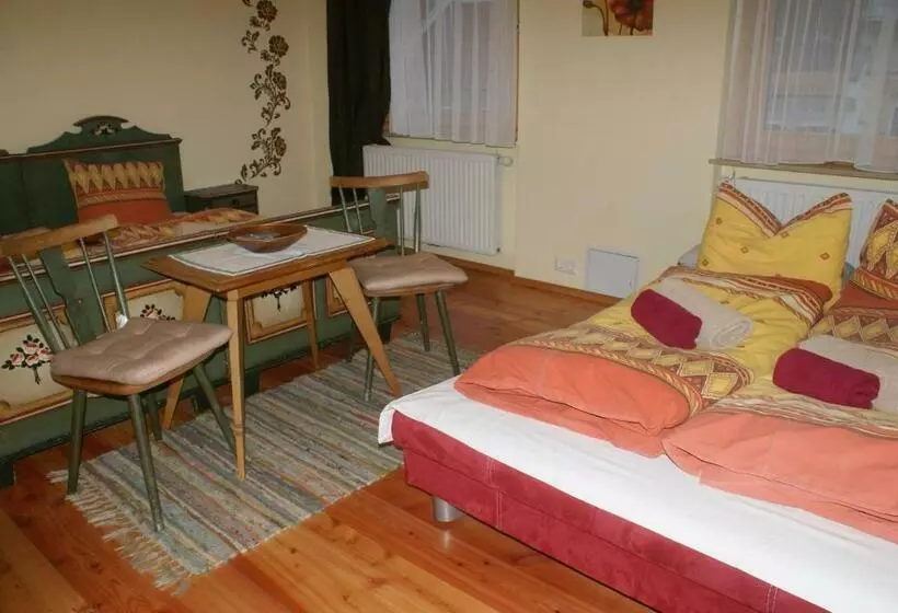 Majatalo Familie Lampersberger