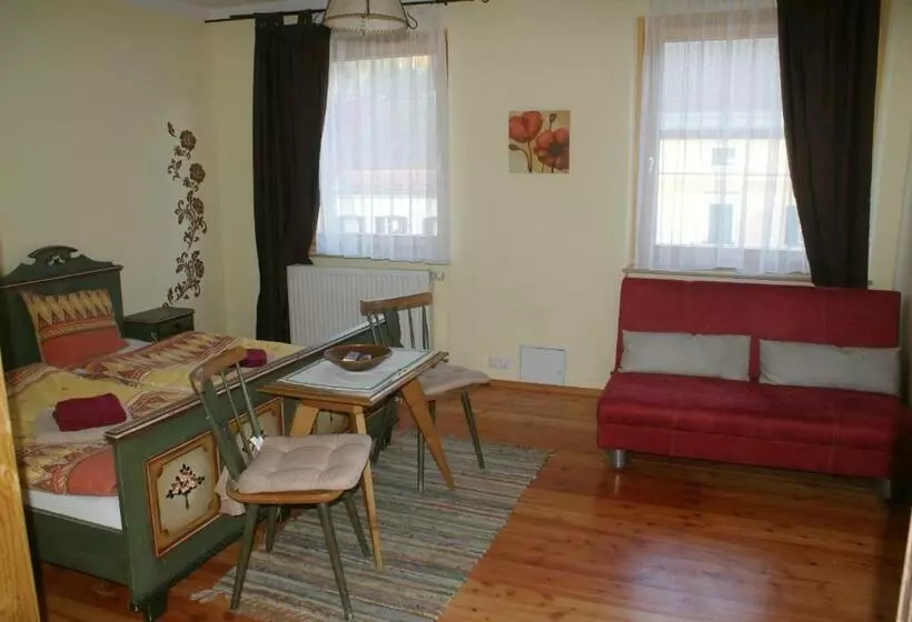 Majatalo Familie Lampersberger